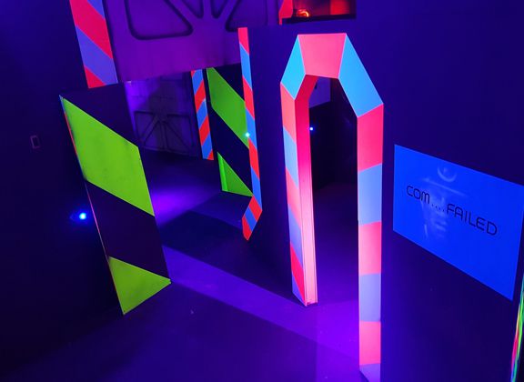 book a laser quest game